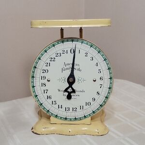 1940-50s American Family Scale~Farmhouse~Retro Kitchen~Rustic